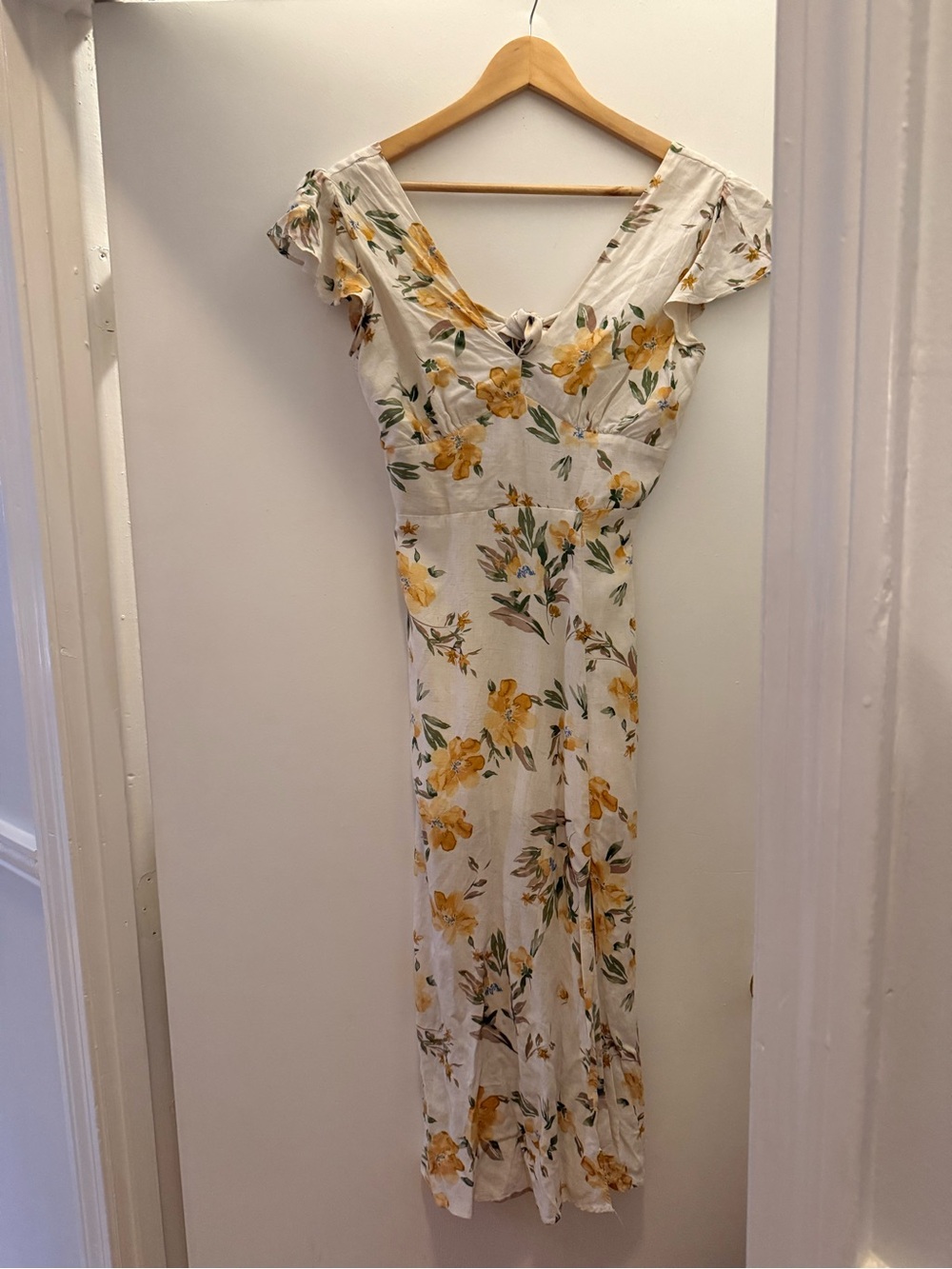 Sage Floral Tie-Front Maxi Dress - White & Yellow